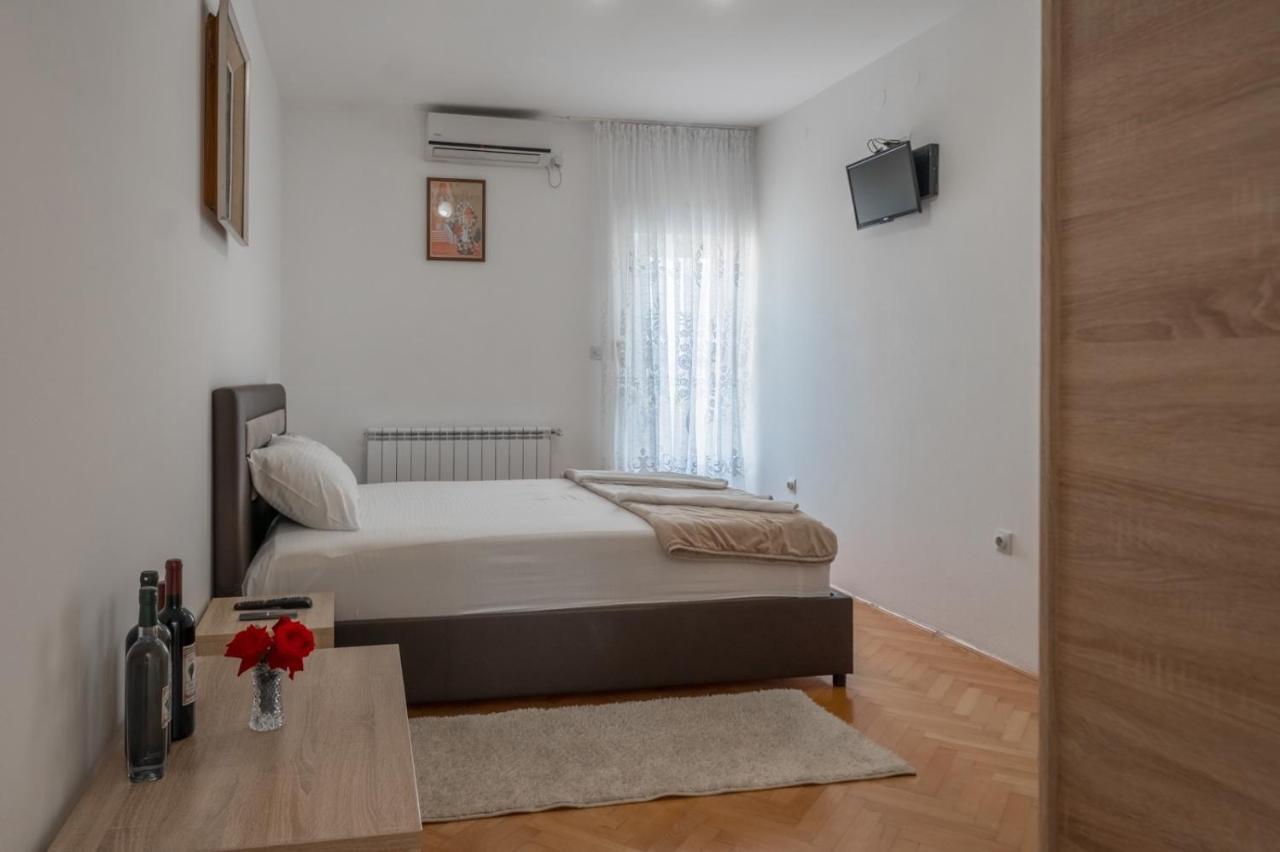 Apartments Maxi Katic Herceg Novi Exterior photo