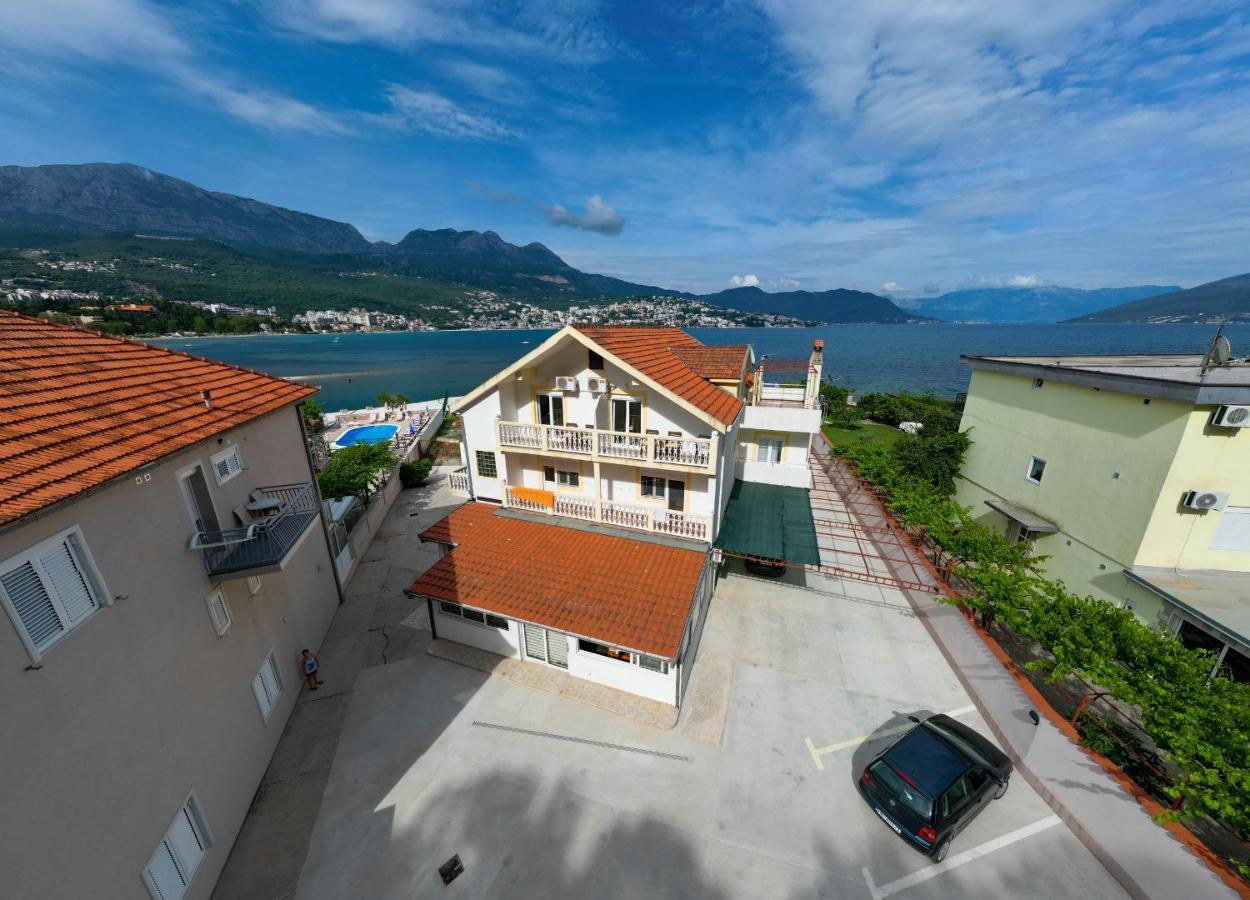 Apartments Maxi Katic Herceg Novi Exterior photo