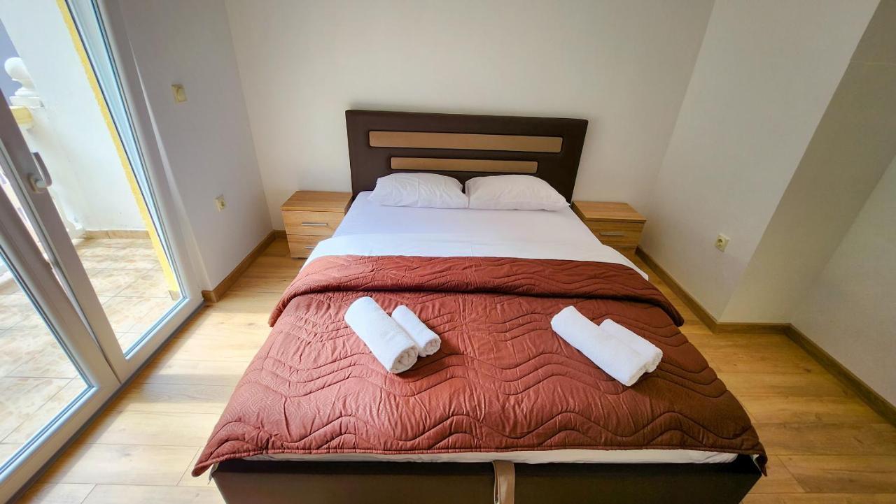 Apartments Maxi Katic Herceg Novi Exterior photo