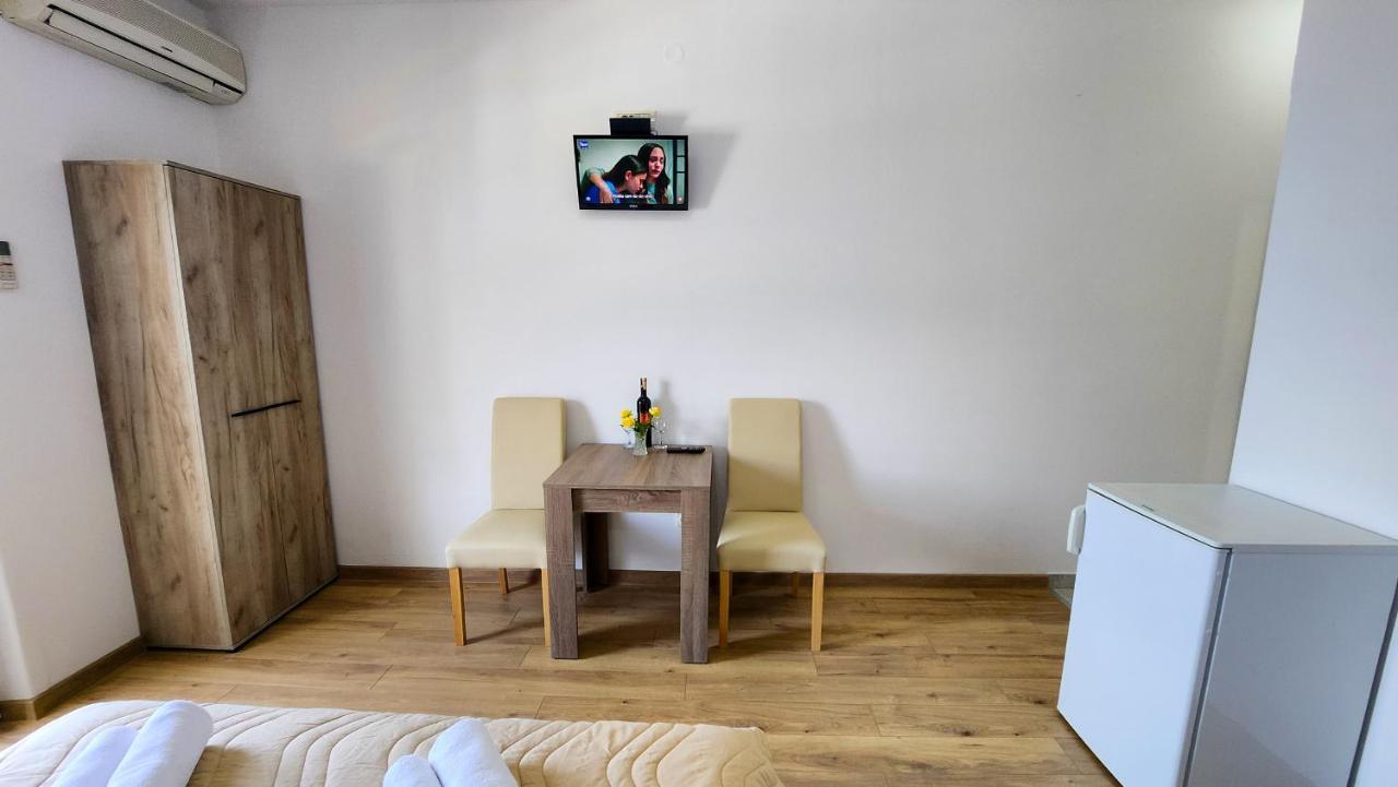 Apartments Maxi Katic Herceg Novi Exterior photo