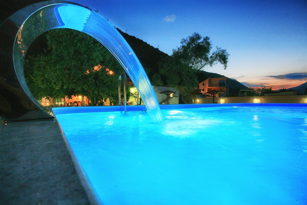 Apartments Maxi Katic Herceg Novi Exterior photo