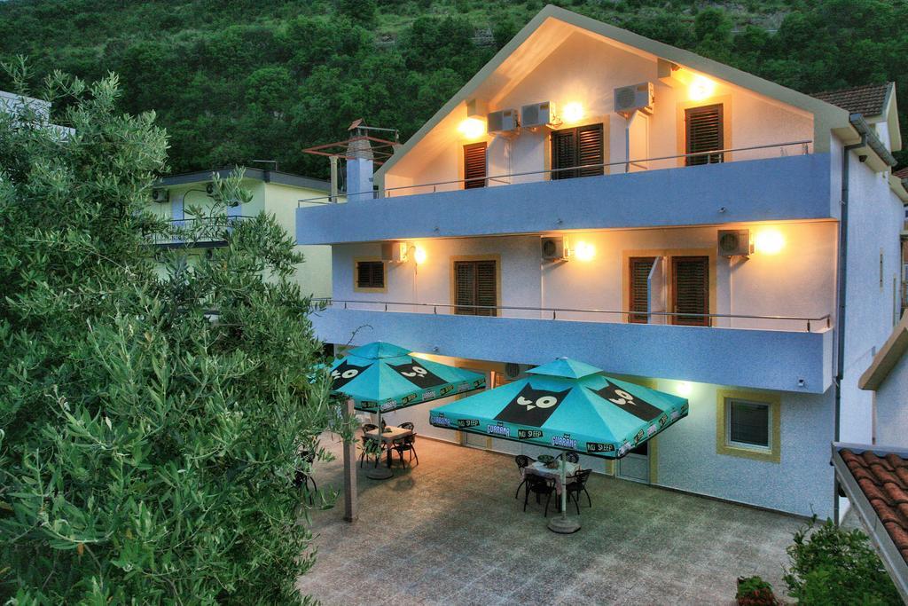 Apartments Maxi Katic Herceg Novi Exterior photo