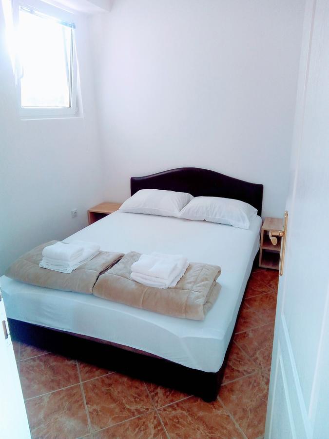 Apartments Maxi Katic Herceg Novi Exterior photo